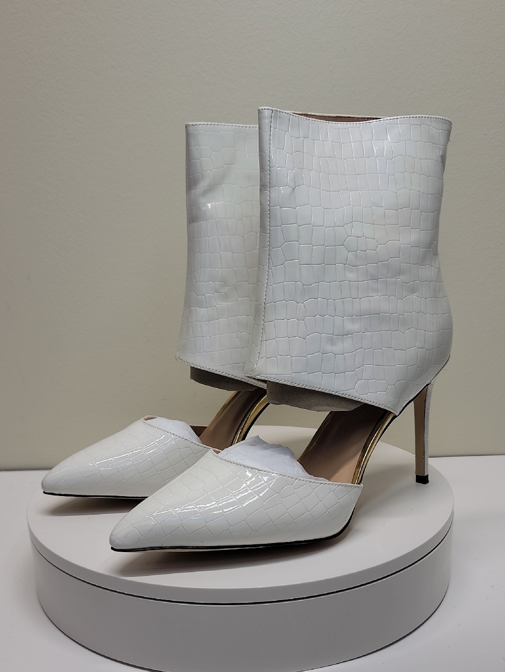 THINGS II COME NEW WHITE IRIDESCENT SNAKE STILETTOS - Picture 4 of 11